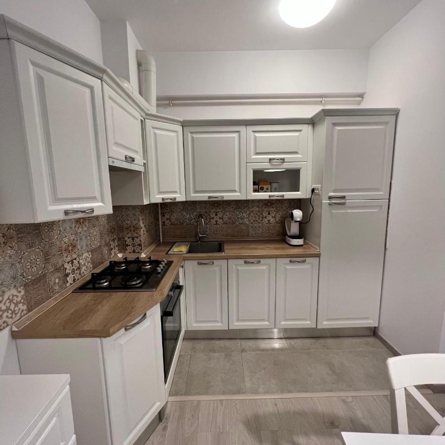 Eqinox Apartments นาโวดาริ ภายนอก รูปภาพ