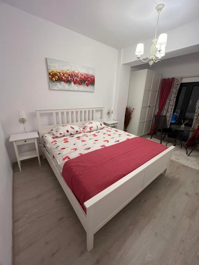Eqinox Apartments นาโวดาริ ภายนอก รูปภาพ